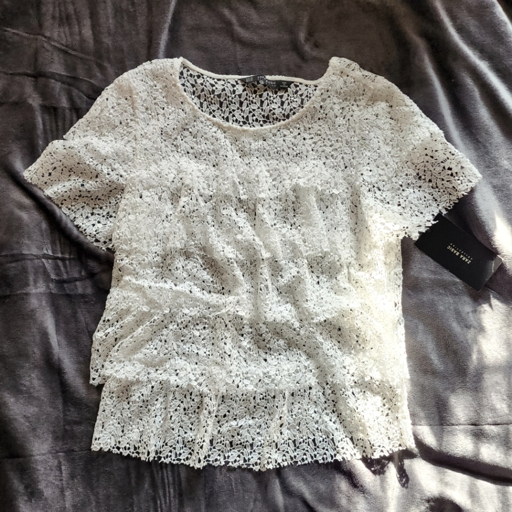 NWT! Zara White Lace Layered Top - Size XS